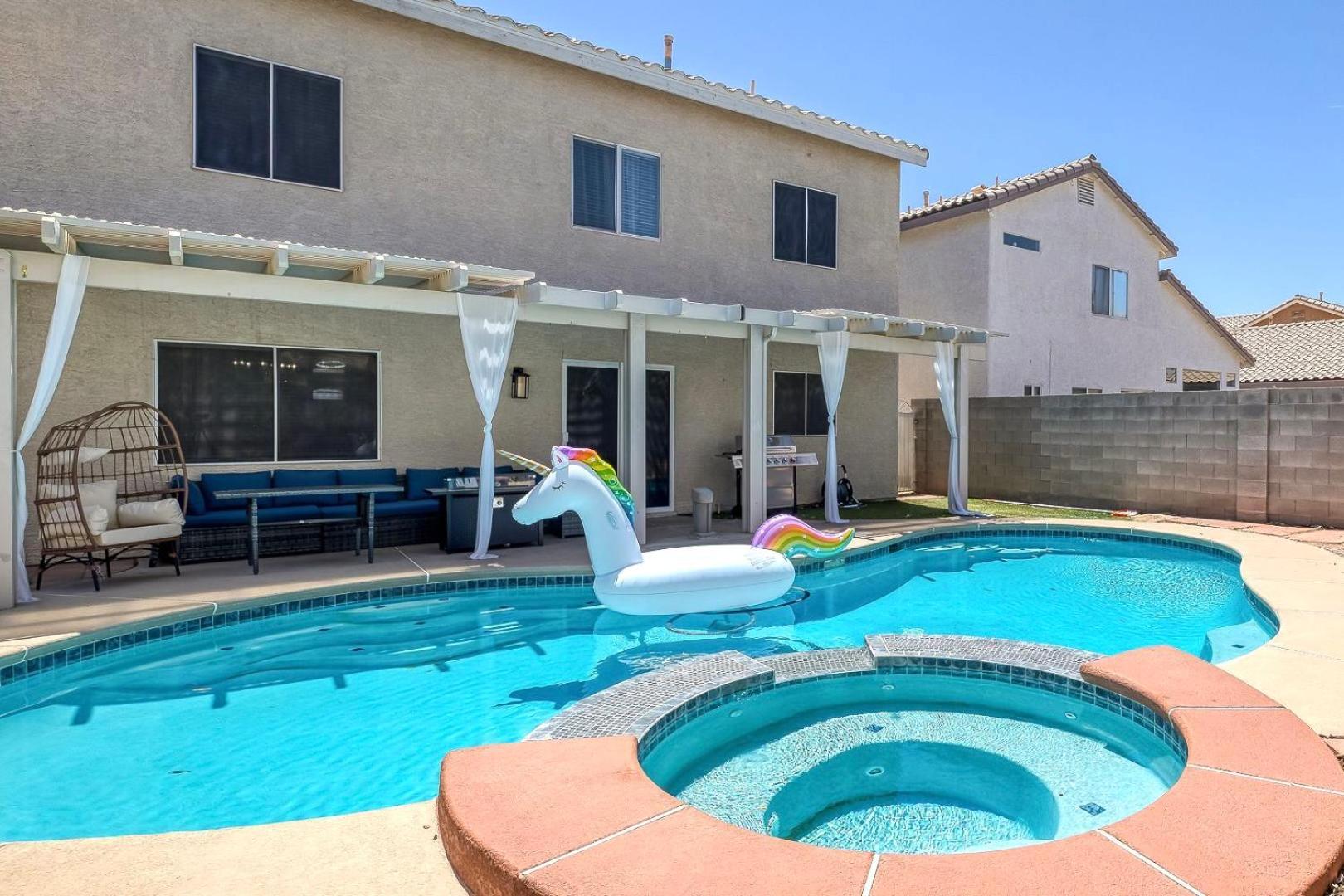 Modern Home In Las Vegas Near Strip With Pool And Jacuzzi Dış mekan fotoğraf