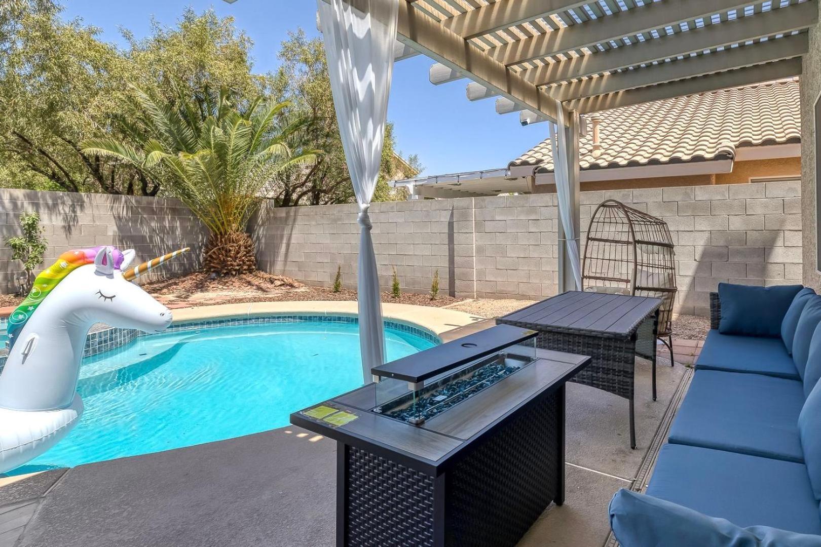 Modern Home In Las Vegas Near Strip With Pool And Jacuzzi Dış mekan fotoğraf